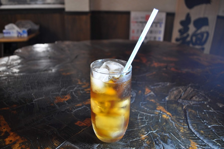 【鬼がらし岩沼店】ウーロン茶　200円（税込）