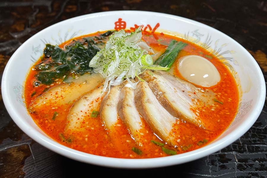 【鬼がらし岩沼店】「辛みそらーめん　中辛デラックス」（税込1,320円）